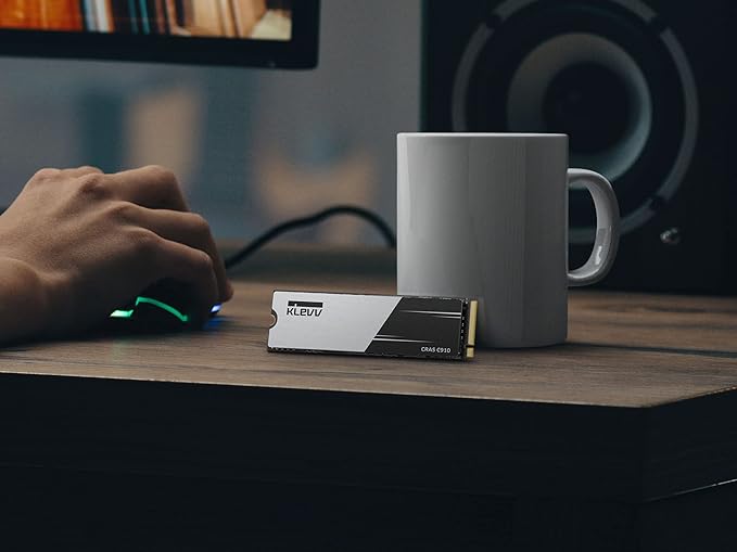 KLEVV CRAS C910 4TB M.2 2280 NVMe PCIe Gen4x4 Laptop & Desktop Internal SSD Heatsink Included, up to 5200MB/s (K04TBM2SP0-C91)