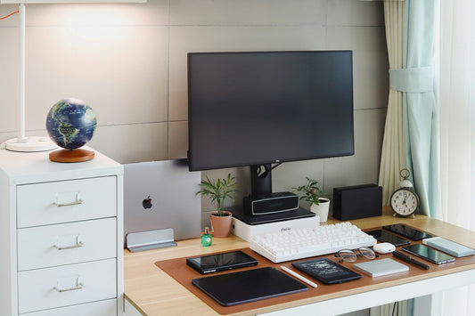How to Choose the Best Electronics for Your Home Office Setup”