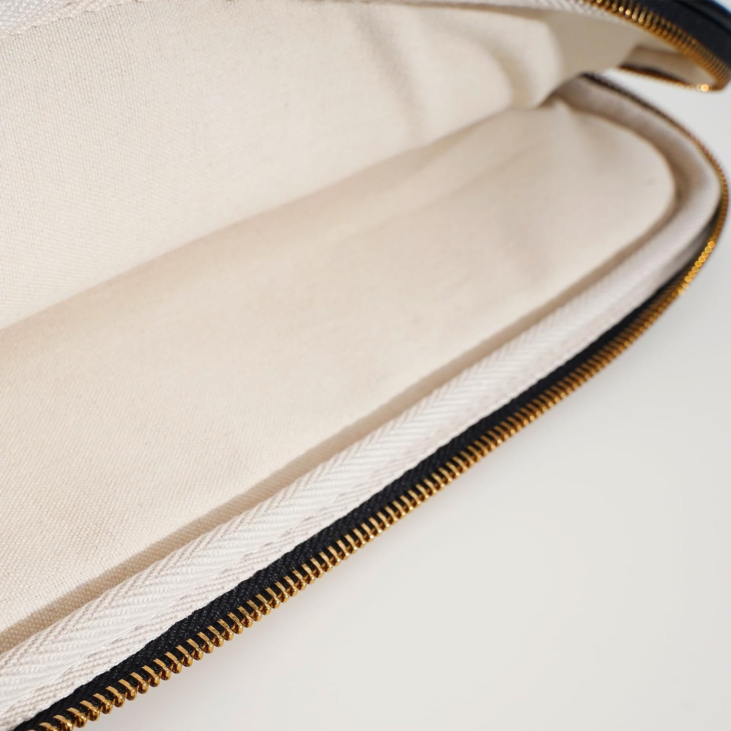 14 Inch Laptop Sleeve Bag - Compatible with MacBook Pro 14, MacBook Air 13, Surface Pro 9/X, Surface Laptop Studio - Black