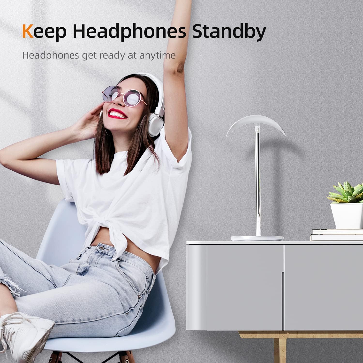 BENKS Desktop Headphone Stand Universal Headset Holder Hanger Mount with Protective Silicone Pad, Gaming Headset Accessories, Compatible with AirPods Max, Beats, Bose, Sony and so on (White)