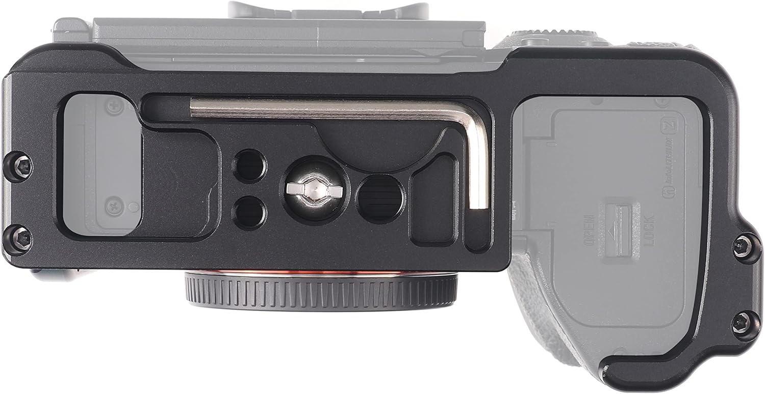 A7R V Cage, Hersmay Aluminium Full Camera Cage for Sony A7R V Mirrorless Camera Cage Support Accessories Kit Vlog Video Shooting Filmmaking Rig Stabilizer with 1/4" and 3/8" Arri Locating Hole