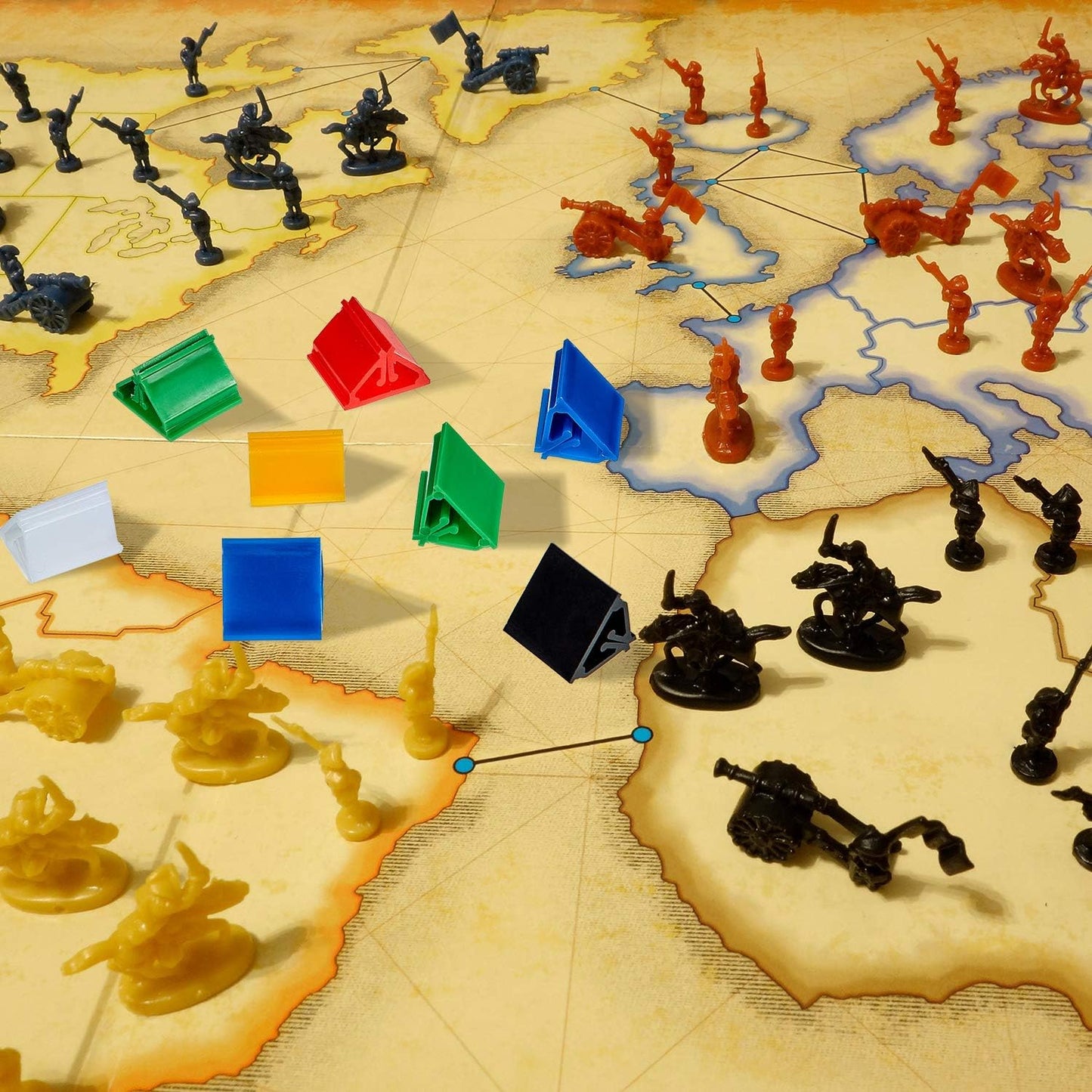 12 Pieces Game Card Stands Multi-Color with 12 Pieces Blank Board Game Board Markers for Party Favor