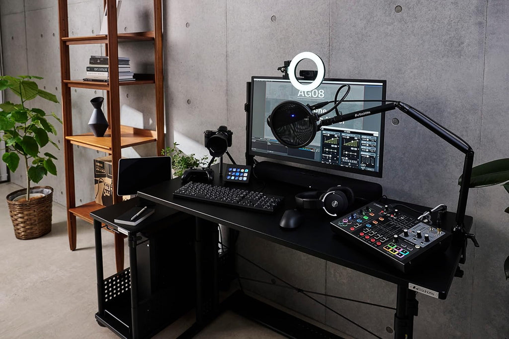 Yamaha AG08 Black 8-Channel Live Streaming Loopback Mixer/USB Interface with Steinberg Software Suite