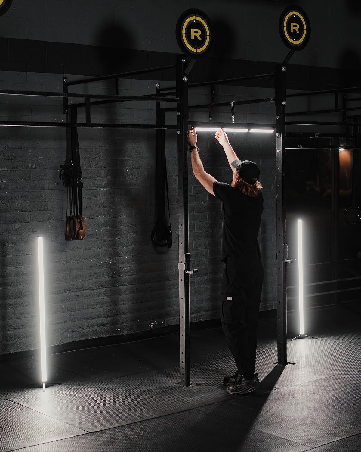 Lume Cube RGB Tube Light Mini for Photo & Video | RGBWW Full Color Tube Light | Bluetooth App Controlled | Millions of Colors | Aluminum Durable Design | 97+ CRI